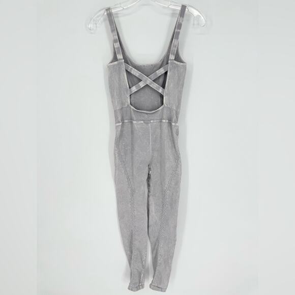 FP Movement Free People Good Karma Onesie Jumpsuit In Ice Grey XS/S Athleisure - Picture 12 of 14